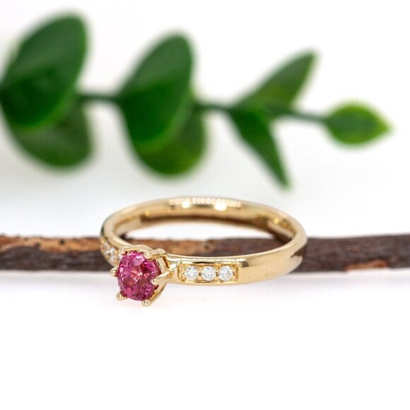 Madagascar Pink Spinel Ring in 14K Solid Gold with Natural Diamond Accents - Picture 5 of 8
